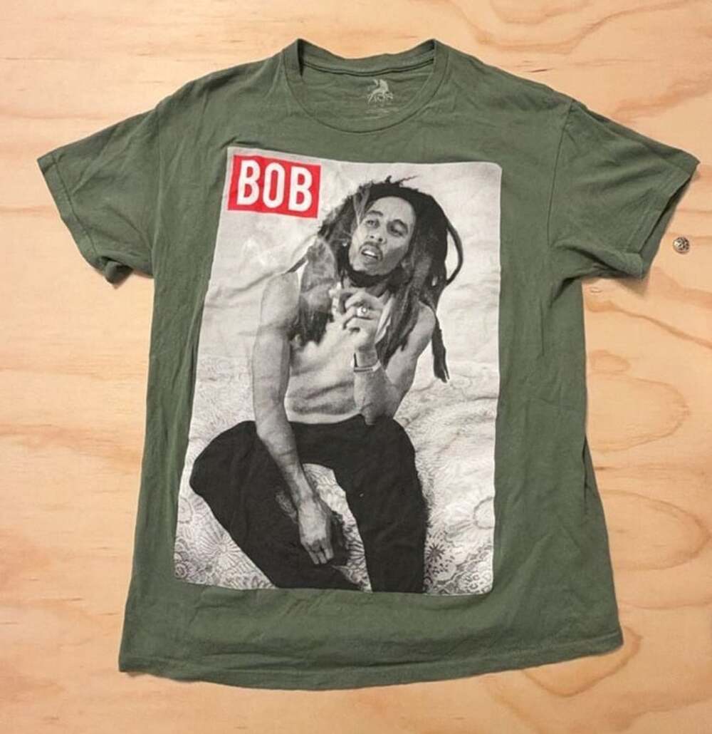Zion Rootswear Bob Marley Graphic T-Shirt Size M Olive Green